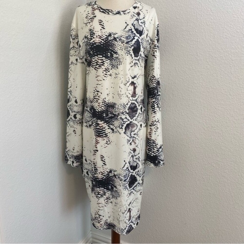 NWOT Shein Curve Midi Sheath Animal Snake Print Long Sleeve Round Neck Dress 3XL